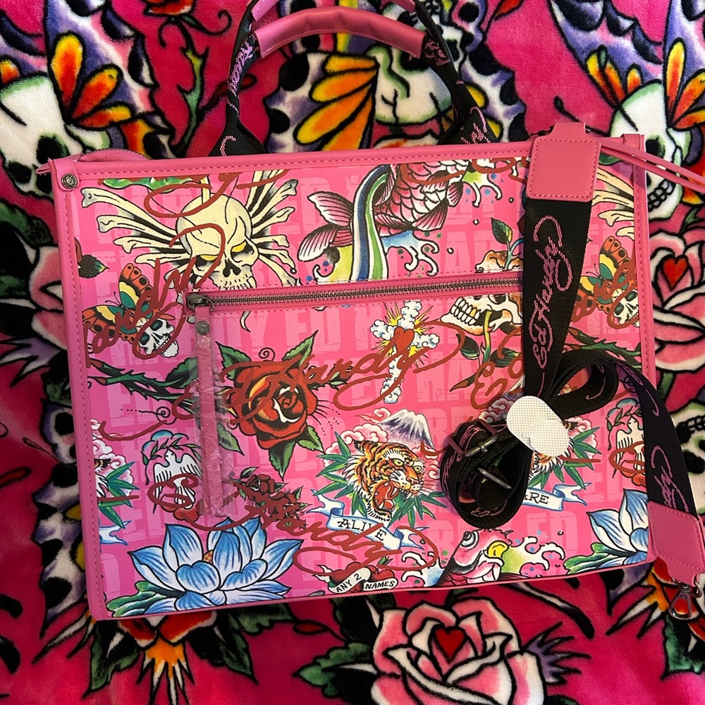 Ed Hardy Pink Trim Straw Tote with Tattoo Skull Graphic - Picture 2 of 4